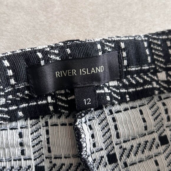 River Island Black Check Smart Shorts ASO Taylor Swift - Picture 5 of 8